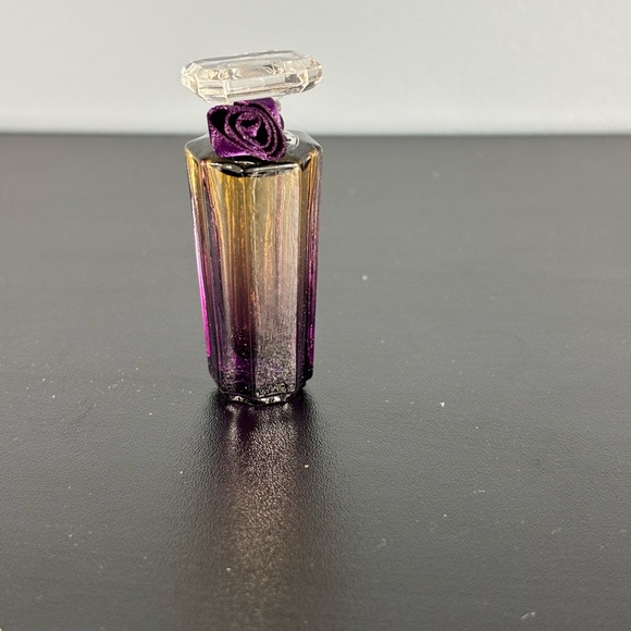 Lancôme Trésor Midnight Rose Mini Perfume 5ml - Picture 4 of 4